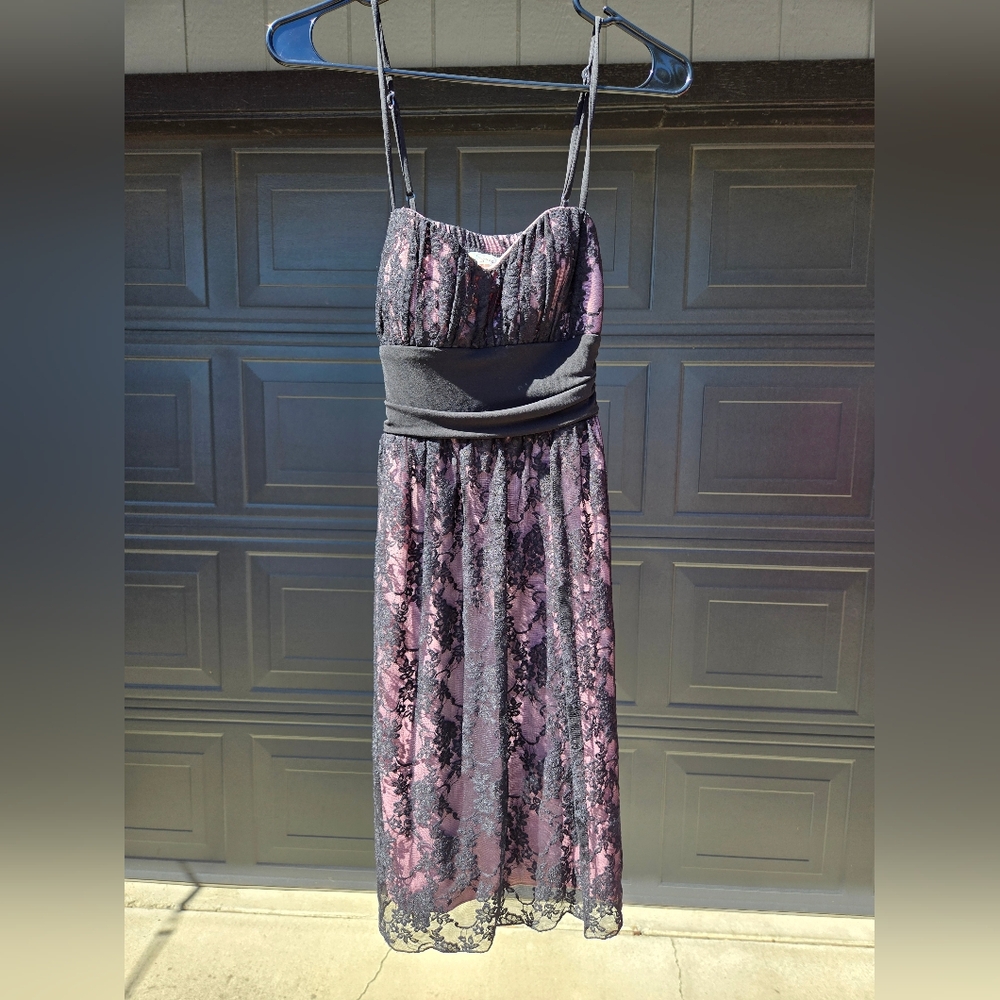 Elegant Pink and Black Lace Dress